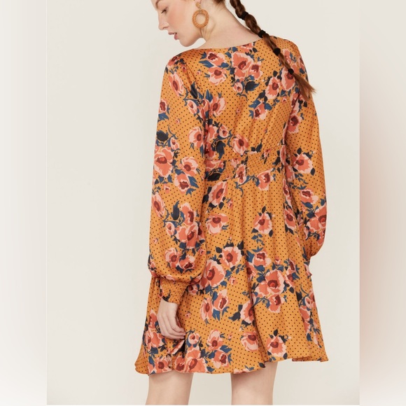 𐙚⋆˚✿˖° BEYOND the RADAR Floral Print Casual Dress Neutral 𐙚⋆˚✿˖° - Picture 5 of 13